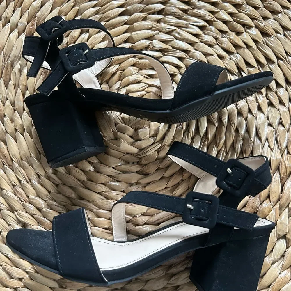 Bamboo Women’s Black Block Heel Sandal with Two Straps 2 Inch Heel Size 8.5